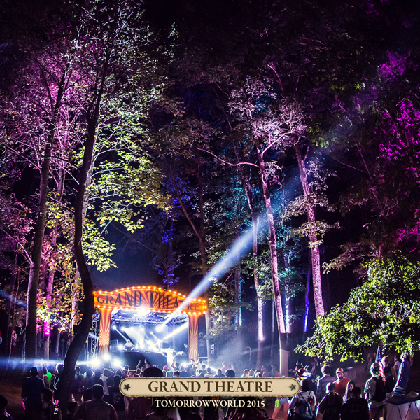 Grand-Theate-Stage-Tomorrowworld-2015-Atlanta-Music-Festival