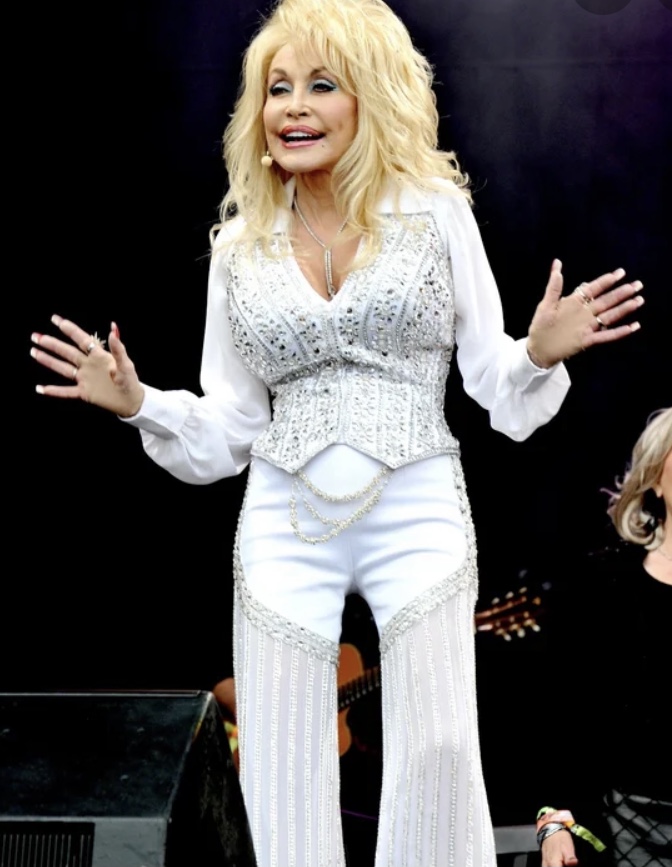 Dolly at the 2021 Super Bowl
